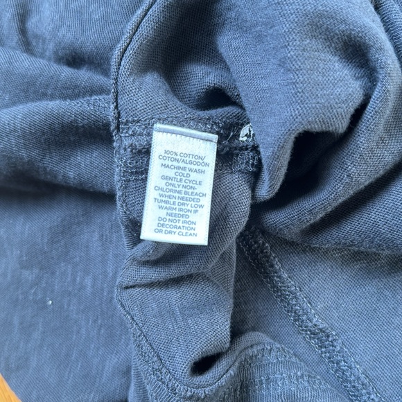 Soft grey tee - Picture 4 of 4